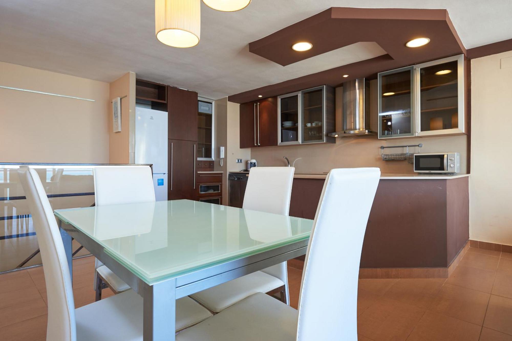 Ferienwohnung DIFFERENTFLATS Rubens Salou Zimmer foto