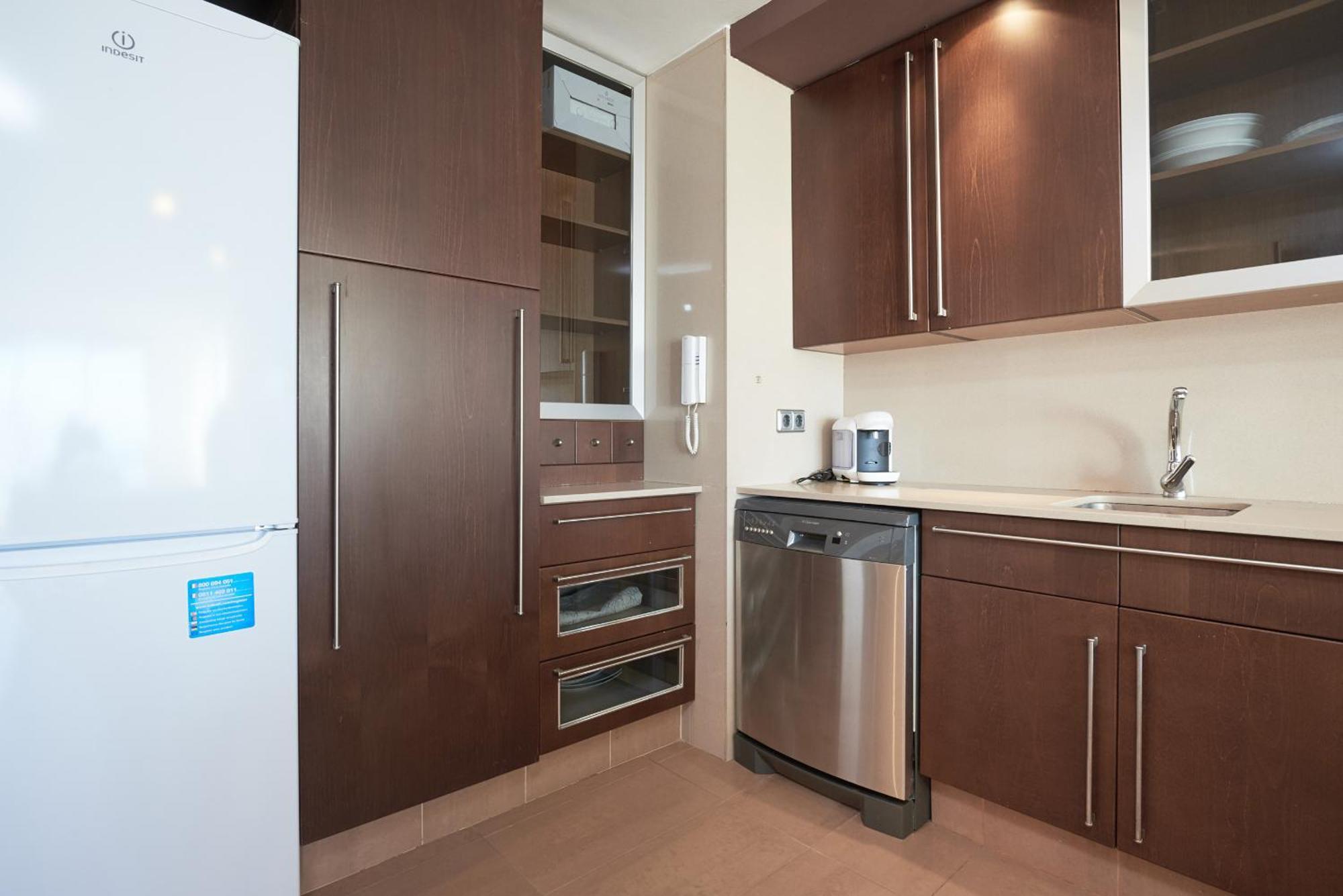 Ferienwohnung DIFFERENTFLATS Rubens Salou Zimmer foto