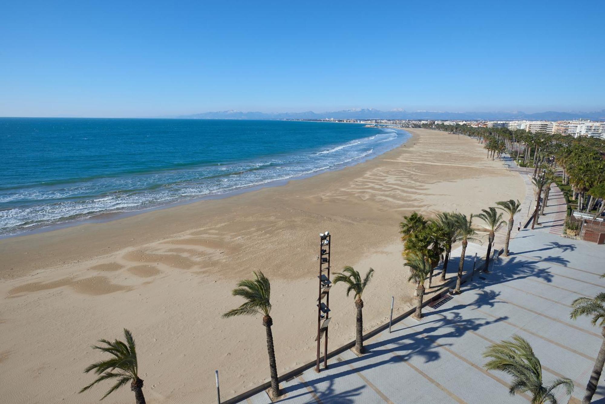 Ferienwohnung DIFFERENTFLATS Rubens Salou Zimmer foto