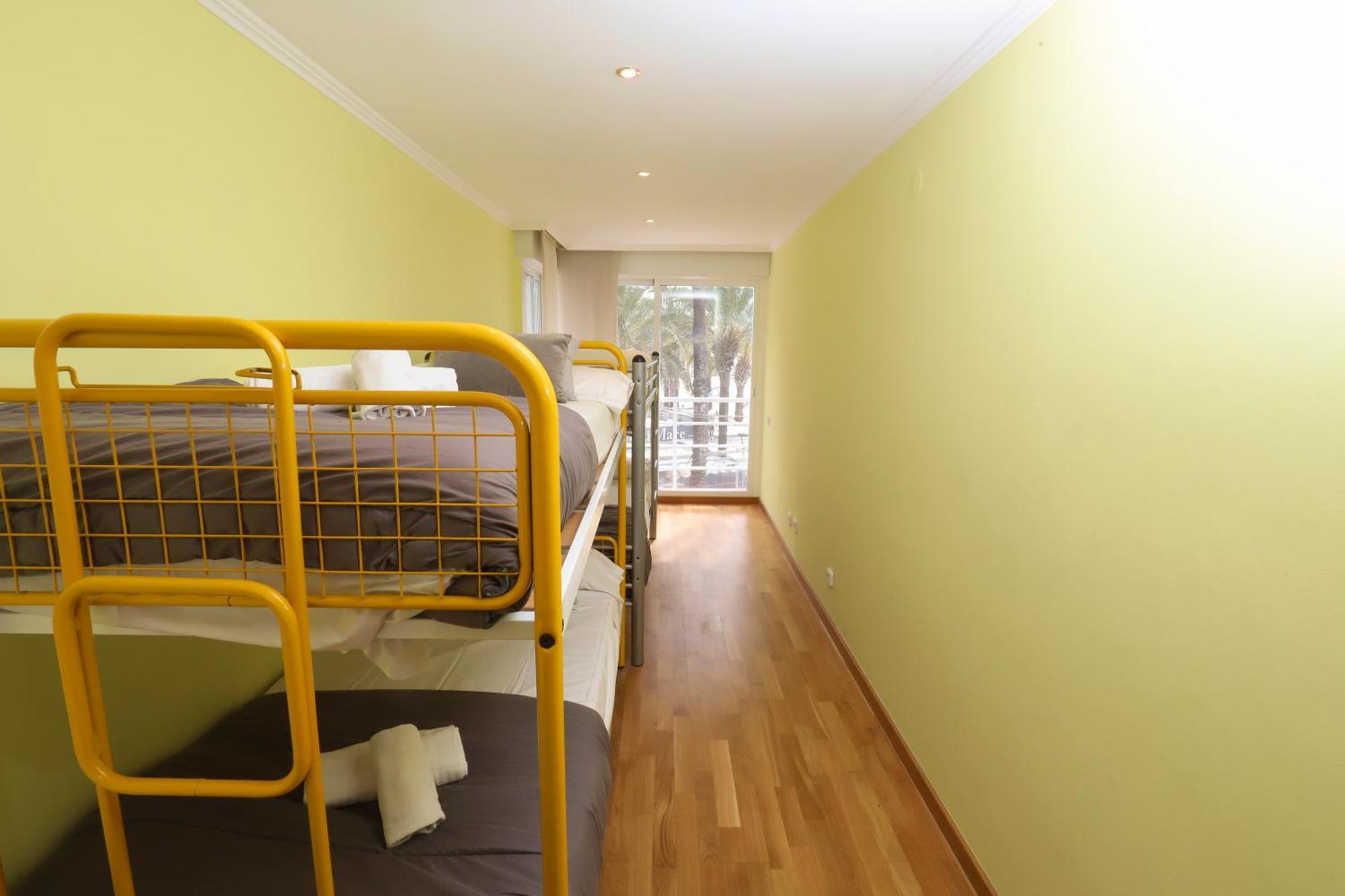 Ferienwohnung DIFFERENTFLATS Rubens Salou Zimmer foto
